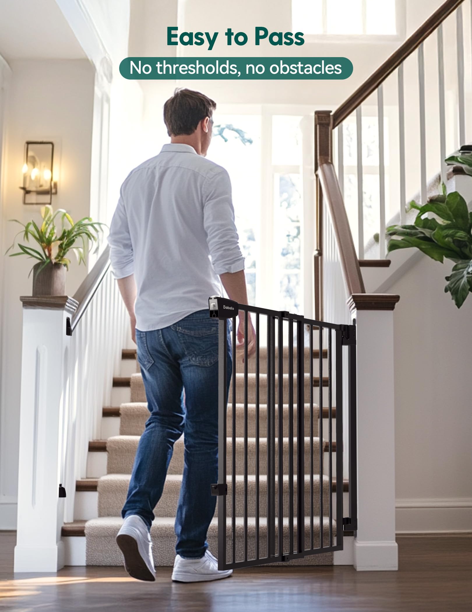 BABELIO no bottom bar design reduces tripping while maintaining easy access.