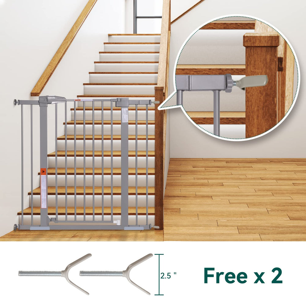 BABELIO walk-through door with double lock lever for easy adult access.