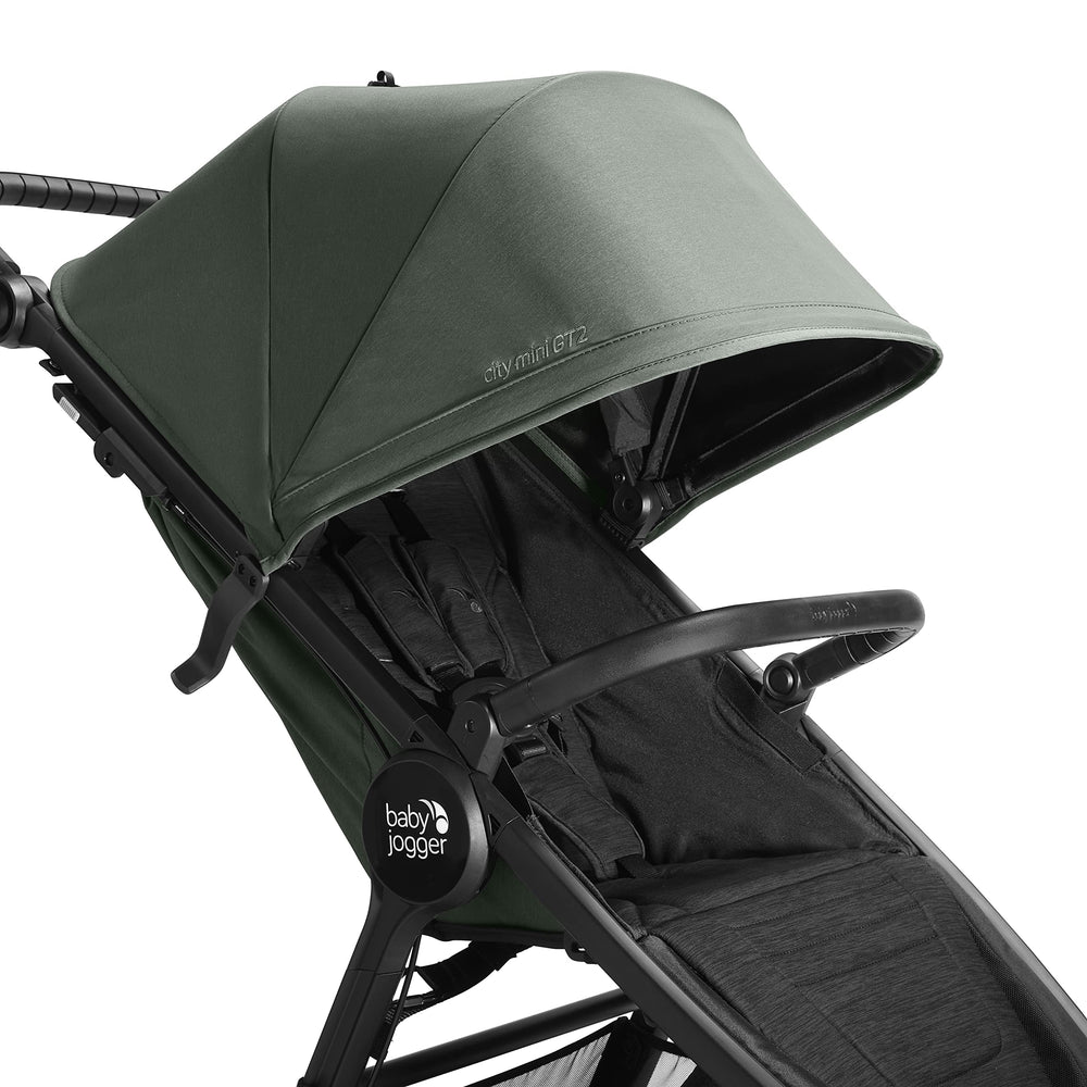 Baby Jogger Belly Bar black demonstrates angle adjustment for a comfortable hold.