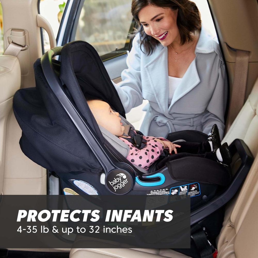 Baby Jogger City GO 2 quiet canopy preserves baby’s sleep during stroller rides.