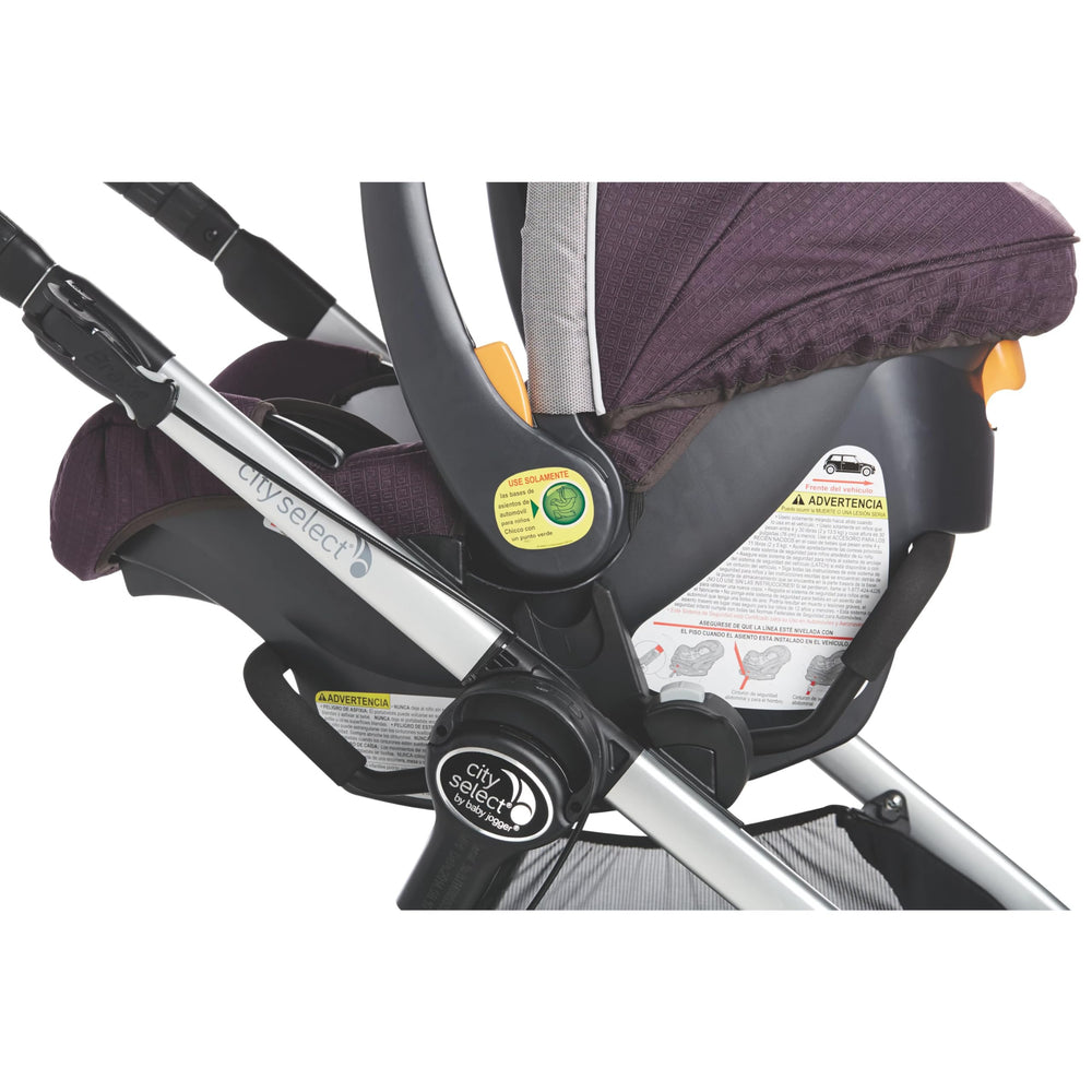 Baby Jogger easy-installation adapter enables quick setup for travel-ready stroller