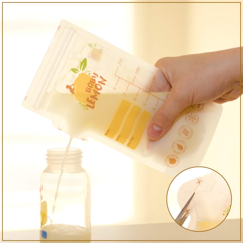 Baby Lemon extra-thick leak-proof bags prevent spills during freezing.