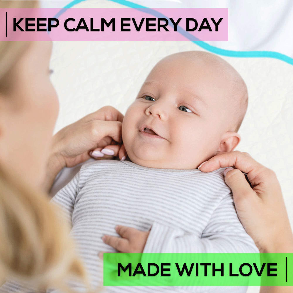 BABY LOOVI white turquoise design adds calm to diaper-changing moments.