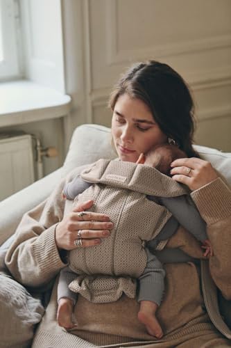 BabyBjörn Mini gray-beige close-contact wearing moments