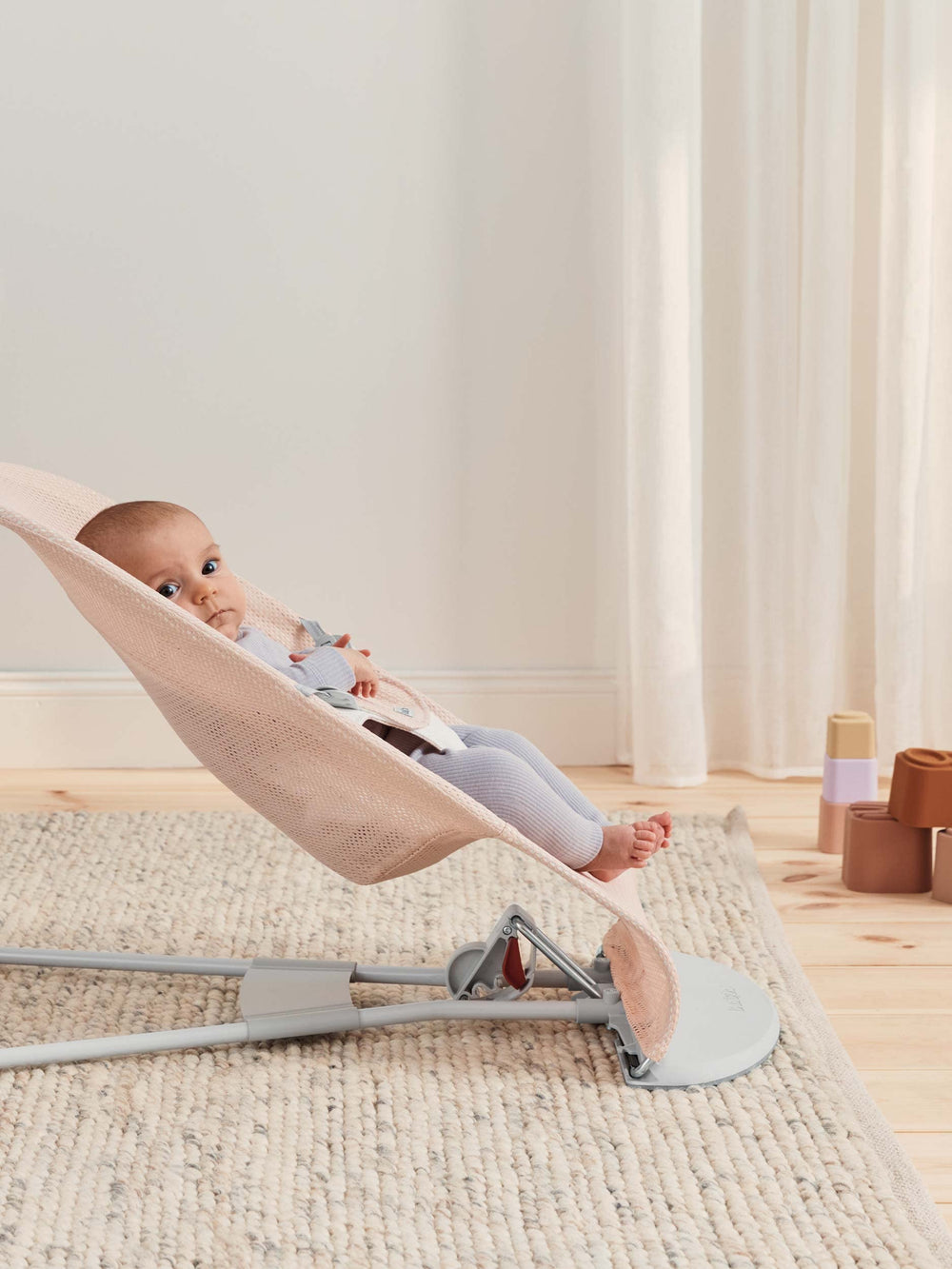 BabyBjörn Bouncer Balance Soft offers three adjustable positions for growing babies.
