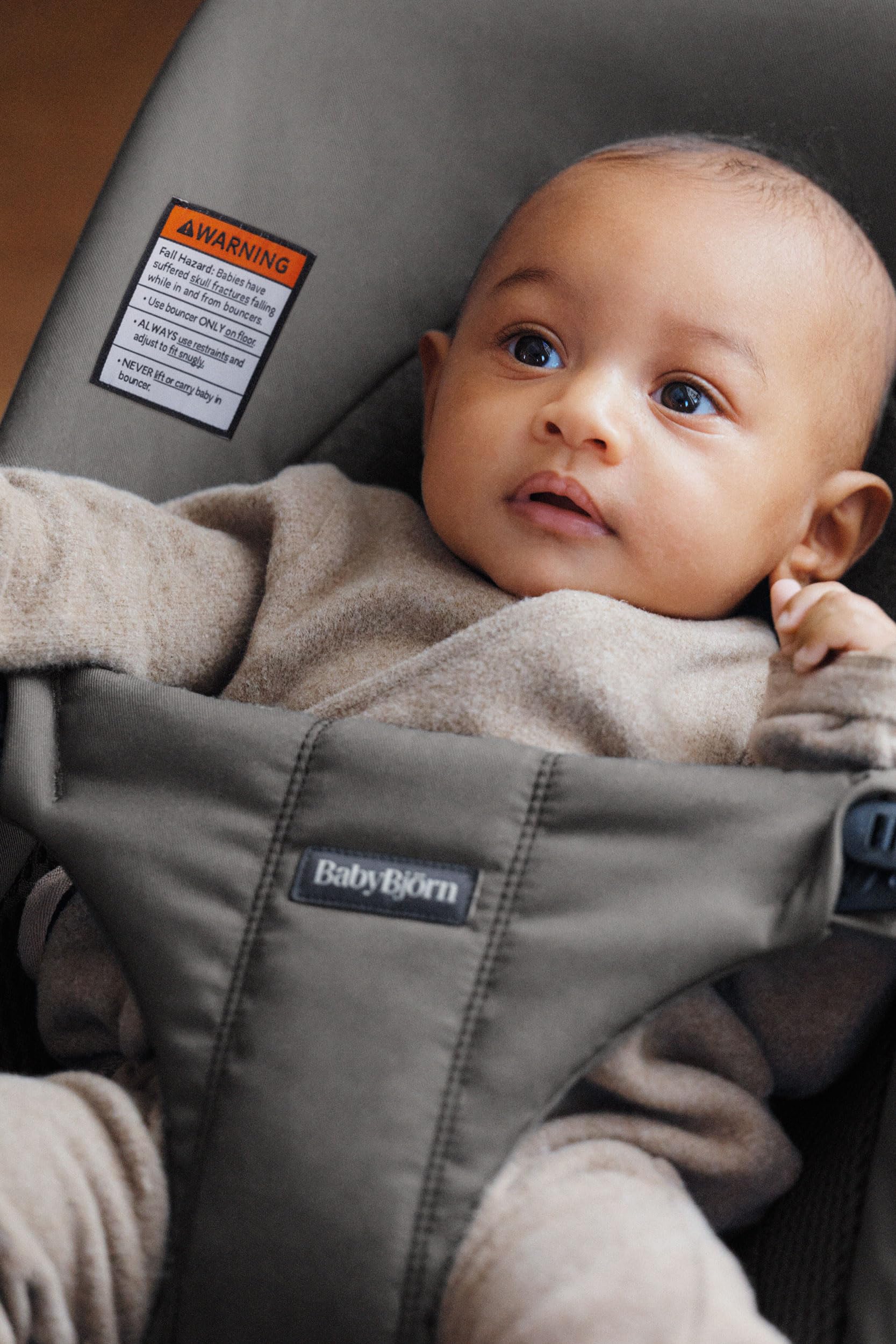 BabyBjörn Bouncer Balance Soft adjustable-legs highlights four-position support for growing babies