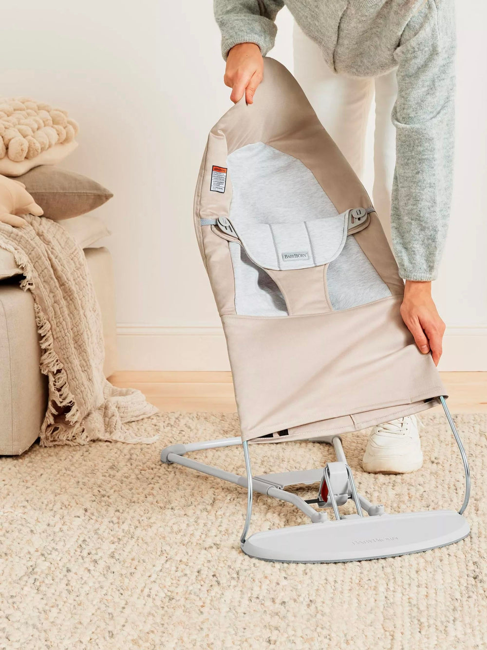 BabyBjörn Bouncer Balance Soft chair transition showcases toddler seating form.
