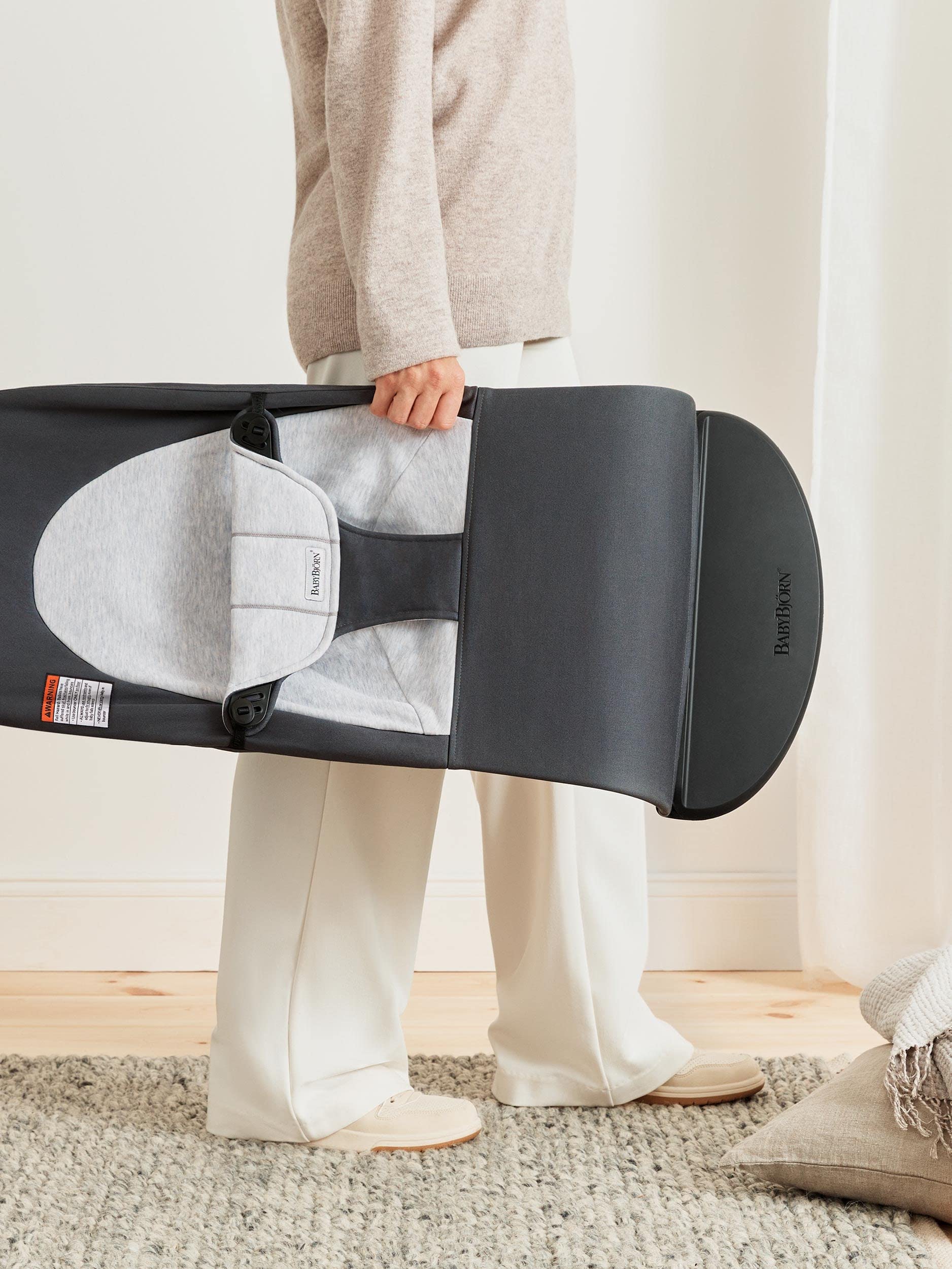 BabyBjörn Bouncer Balance Soft wash-care shot shows machine wash at 40°C