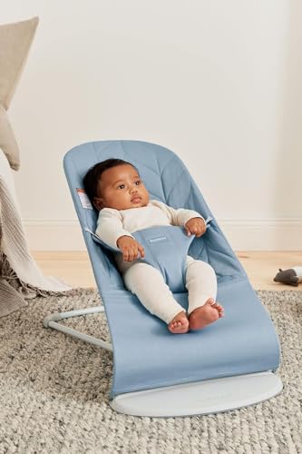 BabyBjörn Bouncer Bliss blue woven petal quilt side view showing compact design