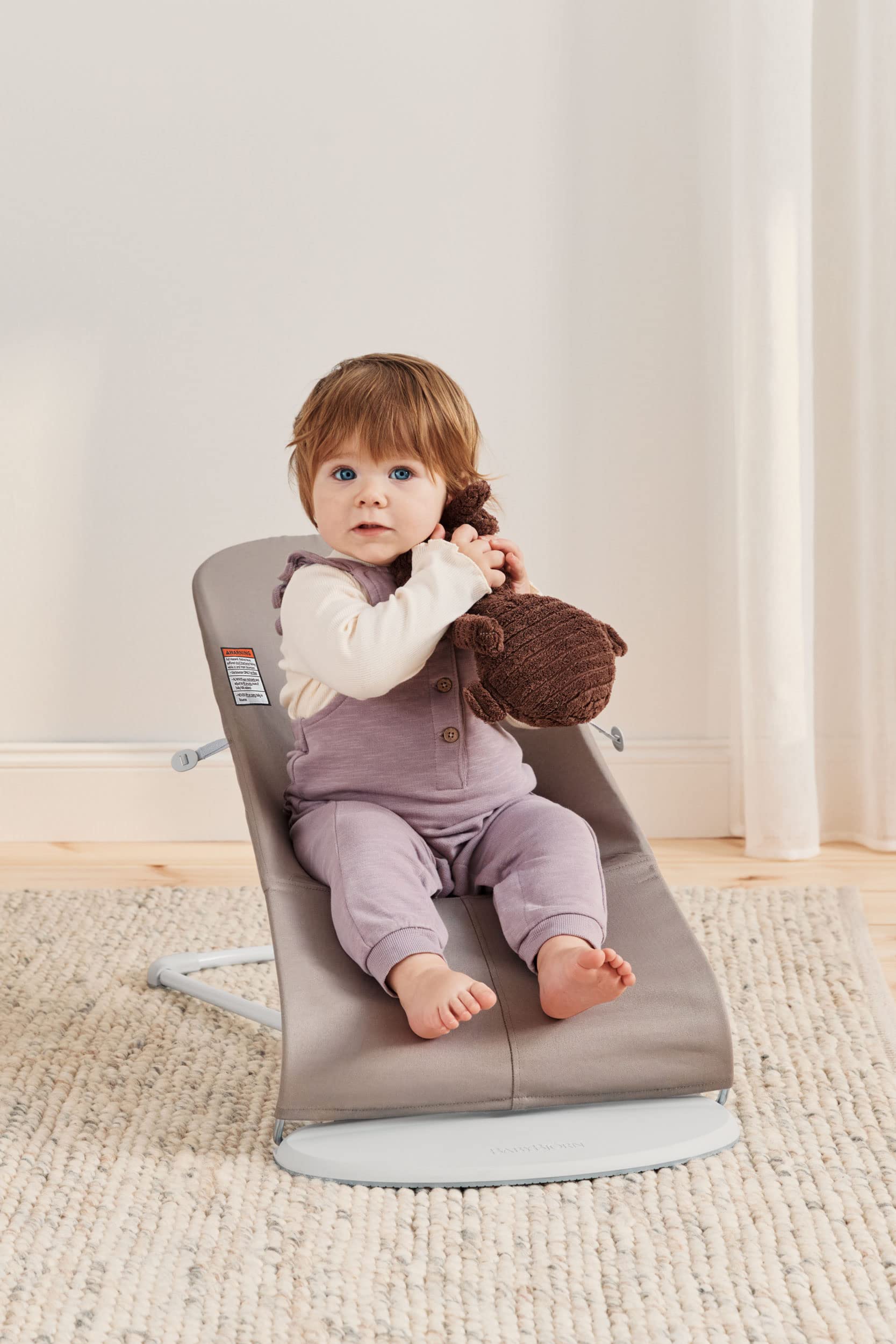 BabyBjörn Bouncer Bliss suitable for newborns weighing 8 lbs and up