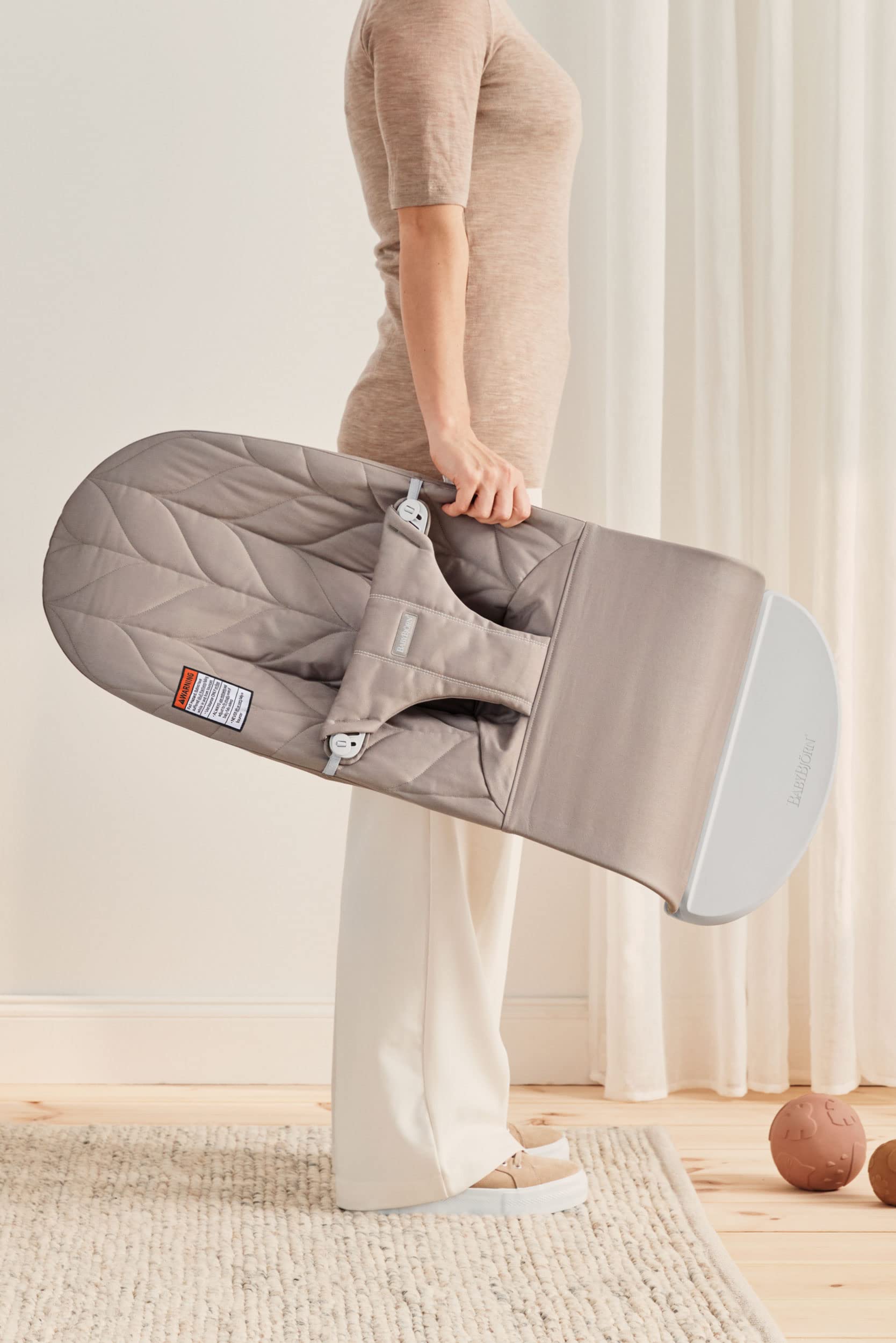 BabyBjörn Bouncer Bliss washable cover aids easy care