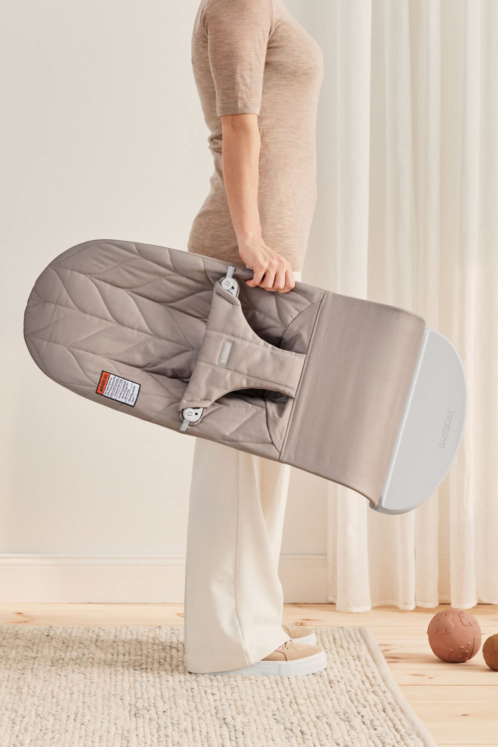 BabyBjörn Bouncer Bliss washable cover aids easy care