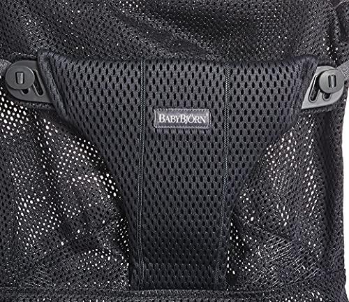 Child seated on anthracite seat demonstrates versatile daily comfort