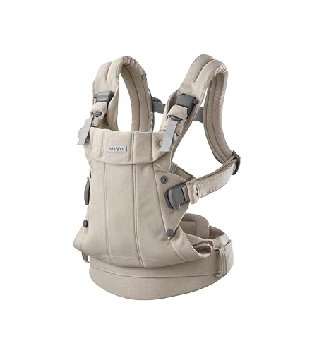 BabyBjörn Harmony ergonomic waist belt close-up emphasizes pressure-relief and lumbar support.
