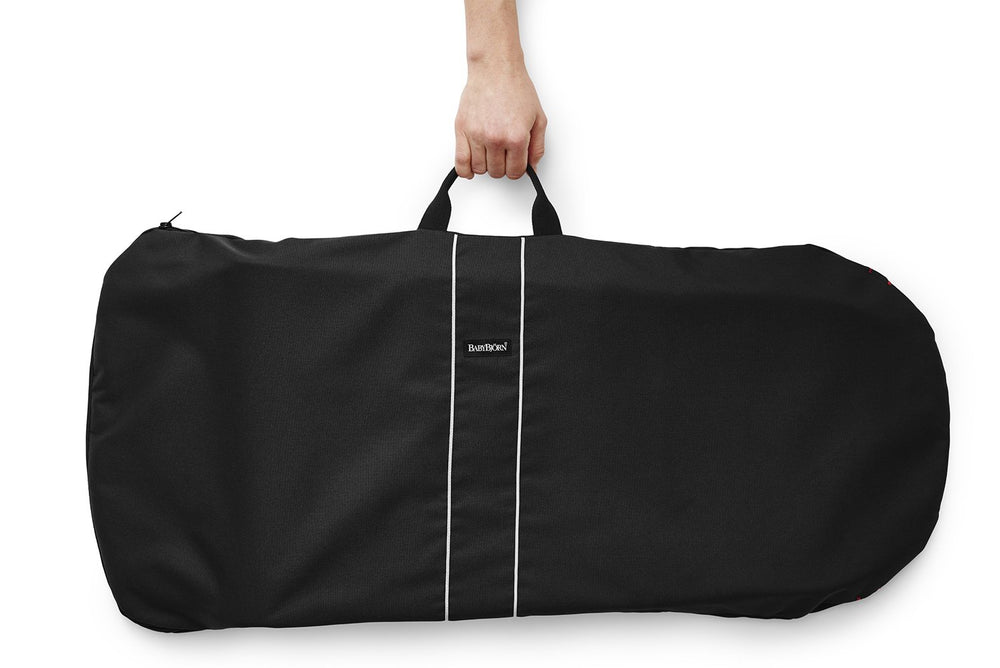 BabyBjörn Transport Bag for Bouncer features a zippered opening and easy-carry handle for travel.