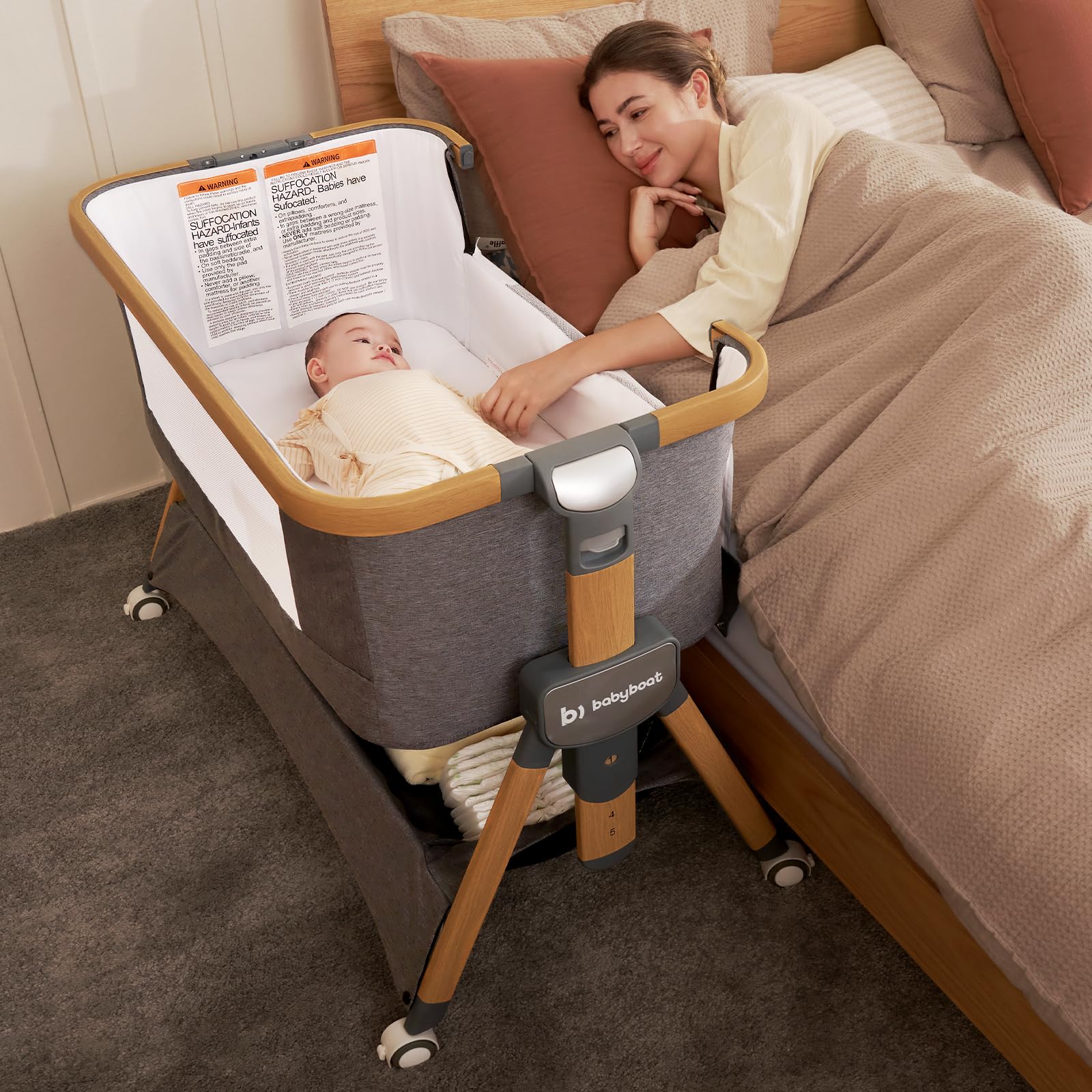 babyboat Cozy2 folding-unfolding demonstrates quick setup for on-the-go sleep.