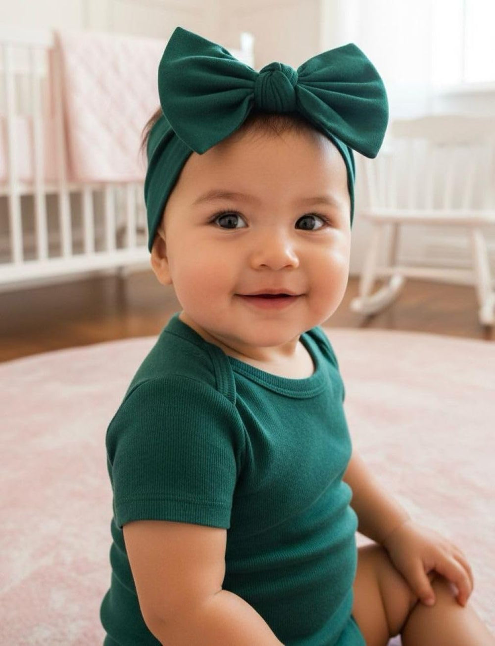 BABYGIZ headband gift-ready packaging, ideal for baby showers and photoshoots.