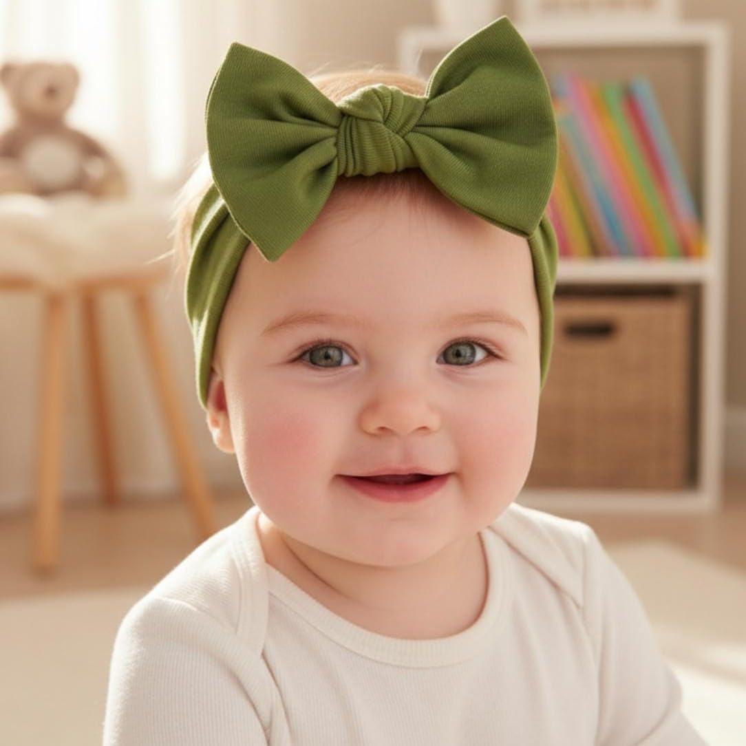 BABYGIZ handmade headband closeup bow highlights cuteness and comfort.