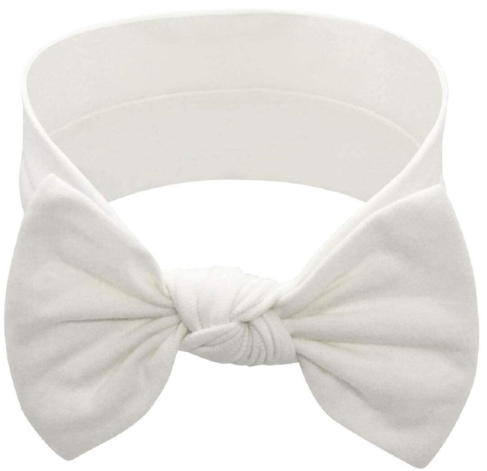 BABYGIZ headband used as a photo prop to enhance outfits without slipping