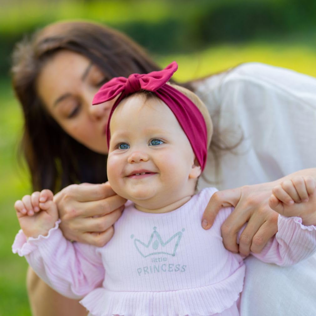 BABYGIZ gift-ready packaging makes a thoughtful baby shower present