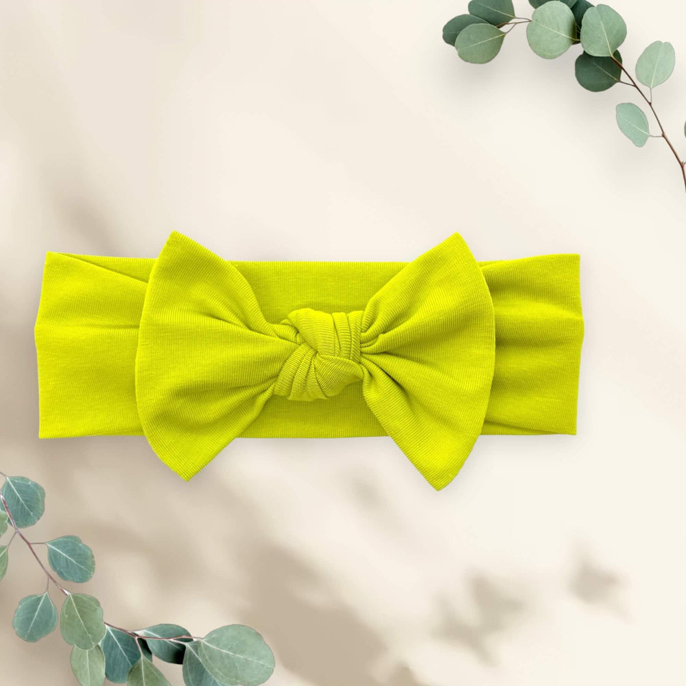Babygiz stretchy cotton headband demonstrates comfortable stretch for 3–36 month olds.