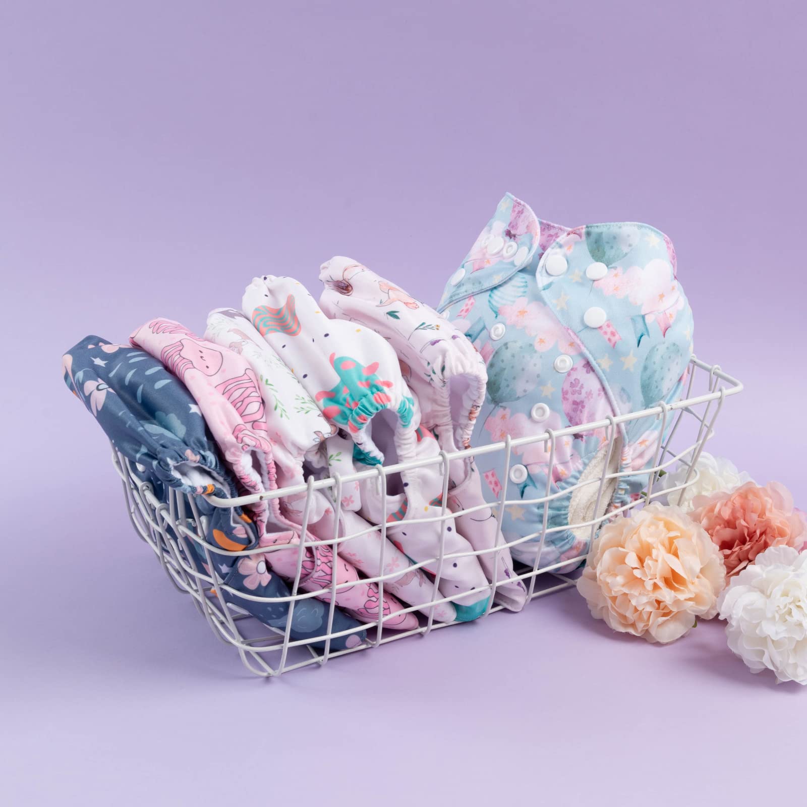 babygoal adjustable snaps — sizes from 7 to 33 pounds for a growing baby.