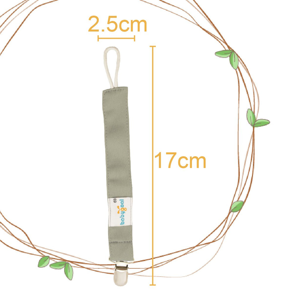 Babygoal pacifier clip metal-teeth closeup shows secure hold on fabrics.