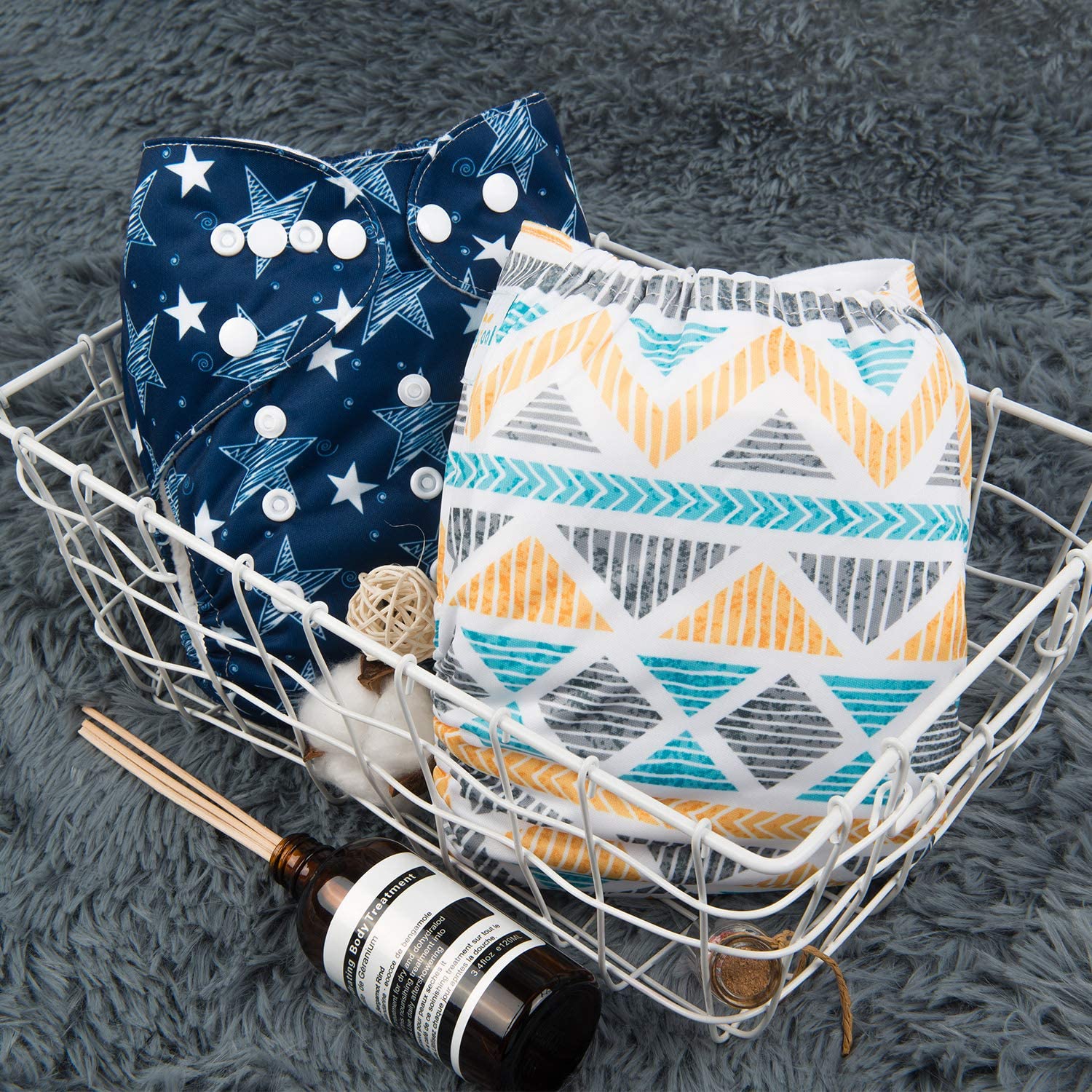 Babygoal pack includes six diapers, six microfiber inserts, and four bamboo inserts for customizable absorbency.