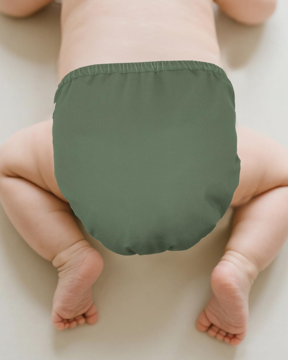 Babygoal waterproof diaper cover provides leak protection during naps and outings