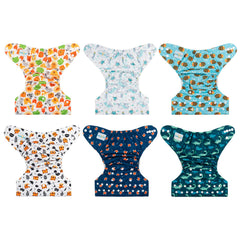 Babygoal wet bag included for on-the-go damp covers.