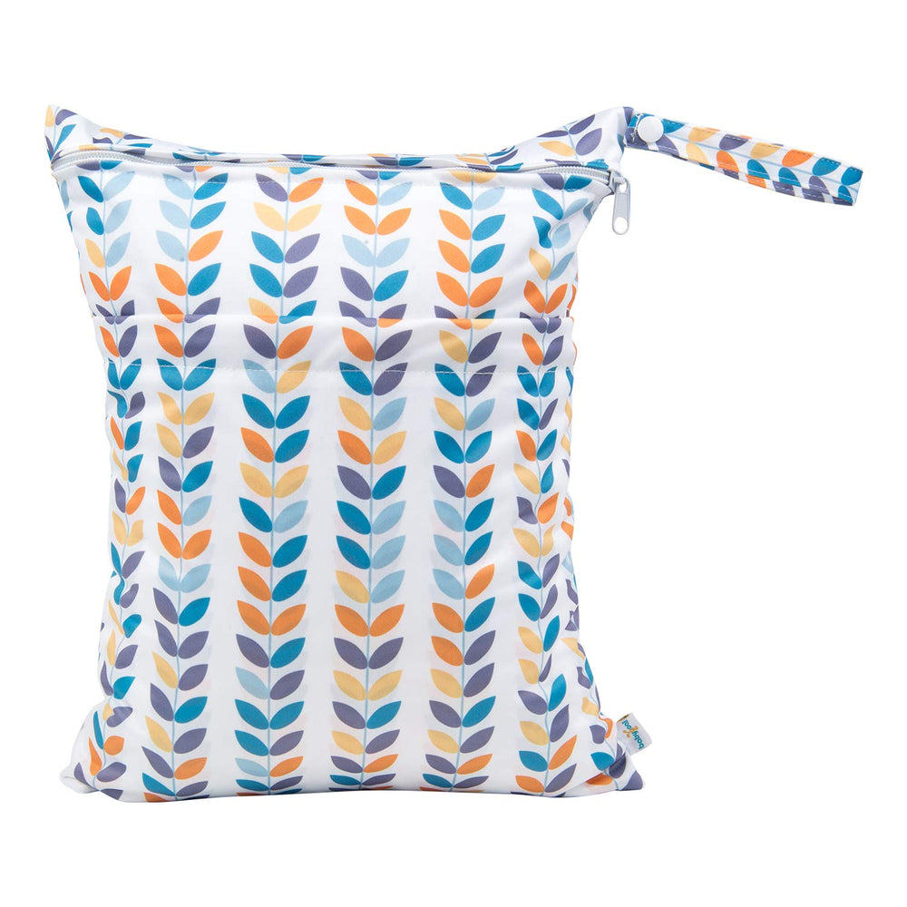 Babygoal wet bag three pack for travel and packing convenience.