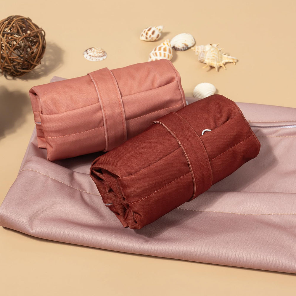 babygoal wet bag waterproof polyester and TPU outer layer protects contents from leaks.