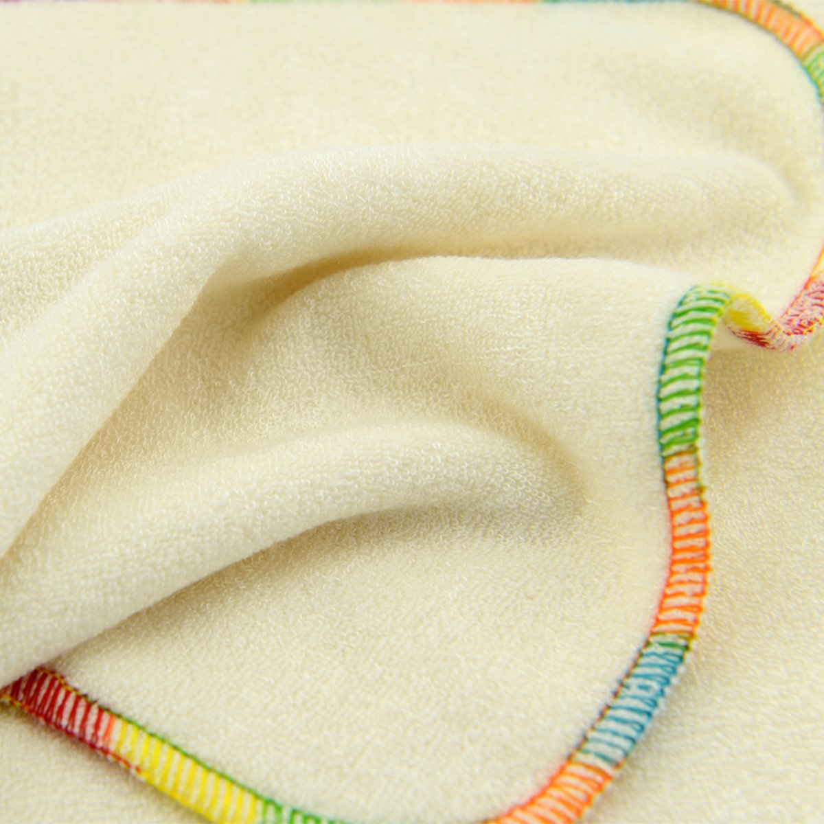babygoal wipes machine-wash-friendly tag displayed for easy care.