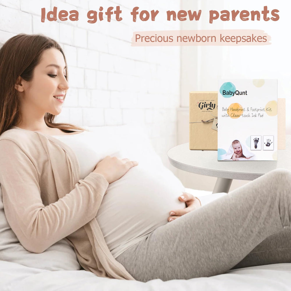 BabyQunt growth milestone keepsakes capture early months for family memories.
