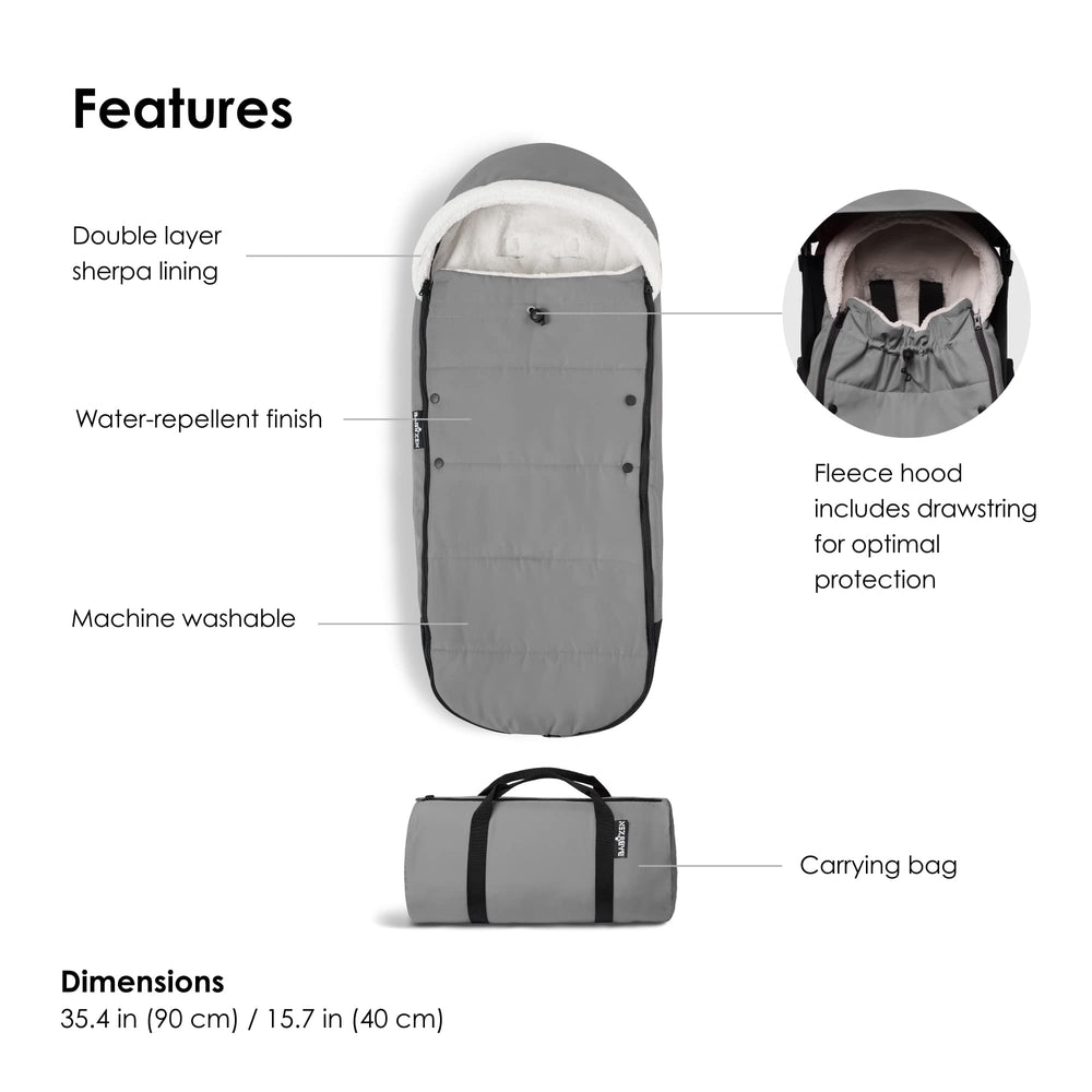 Babyzen YOYO footmuff opens from below for anti-dirt protection during adventures.