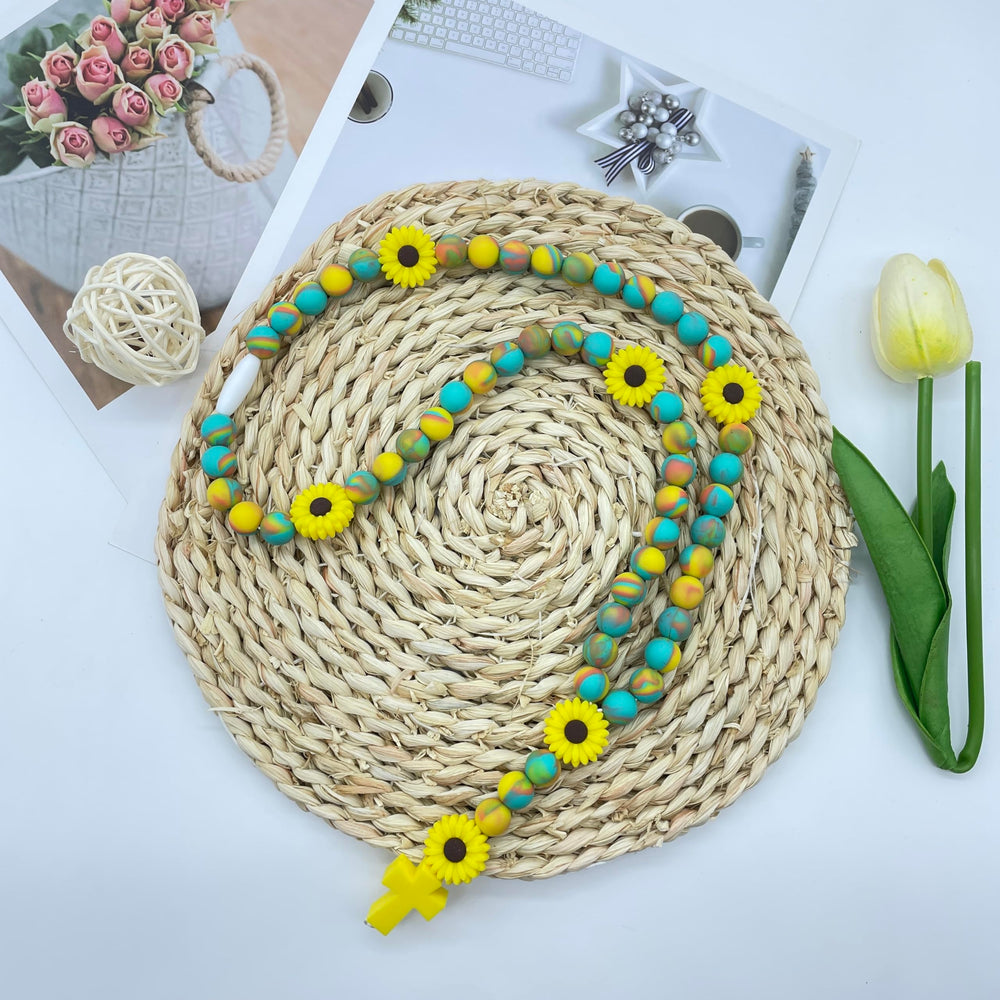 BAEAIEOU 12 mm beads emphasize comfortable handling for little wearers.