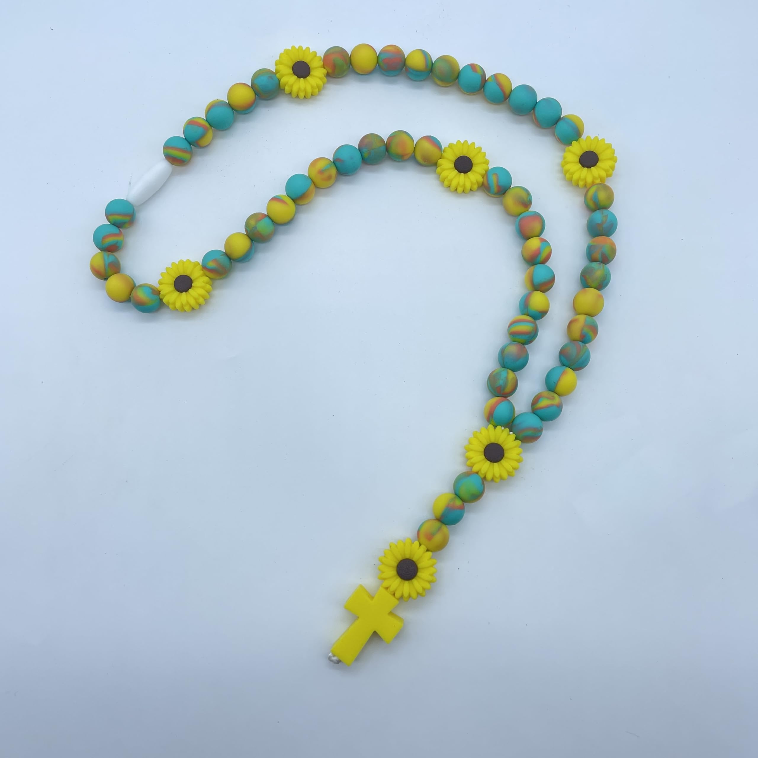 BAEAIEOU silicone cross provides a gentle faith reminder in a durable necklace.