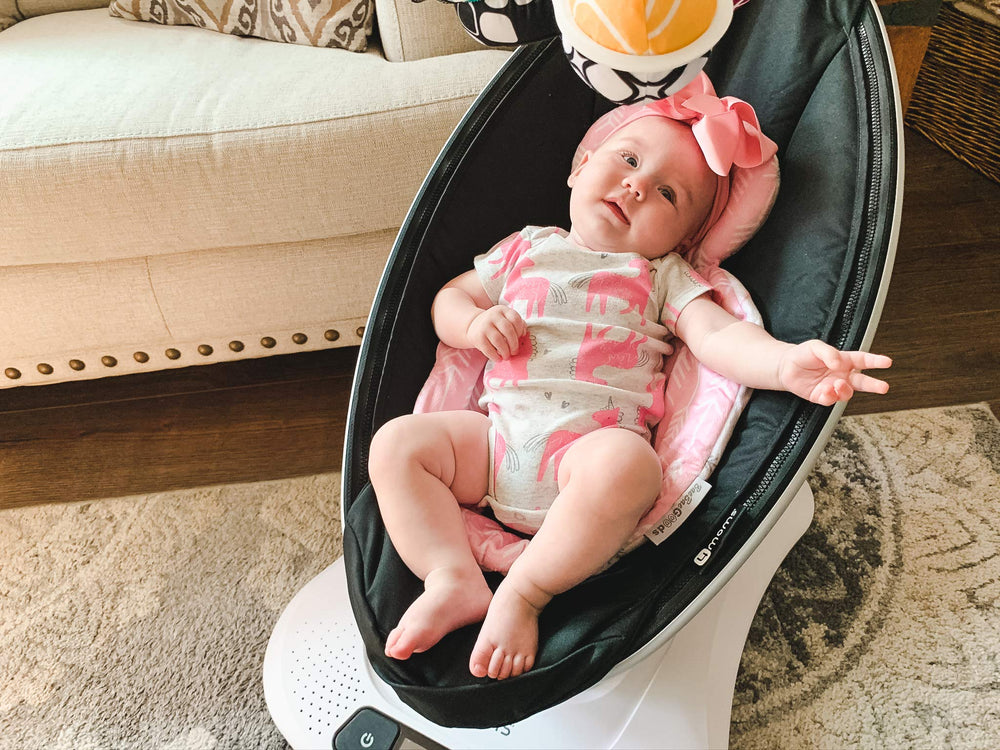 BaeBae Goods mamaroo-compatible infant insert fits the Mamaroo, adding gentle head and body support.