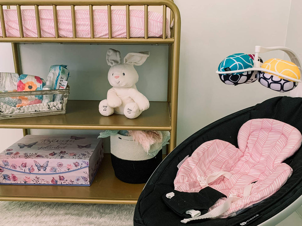 BaeBae Goods stroller-car-seat insert designed to fit belts and buckles without compromising safety.