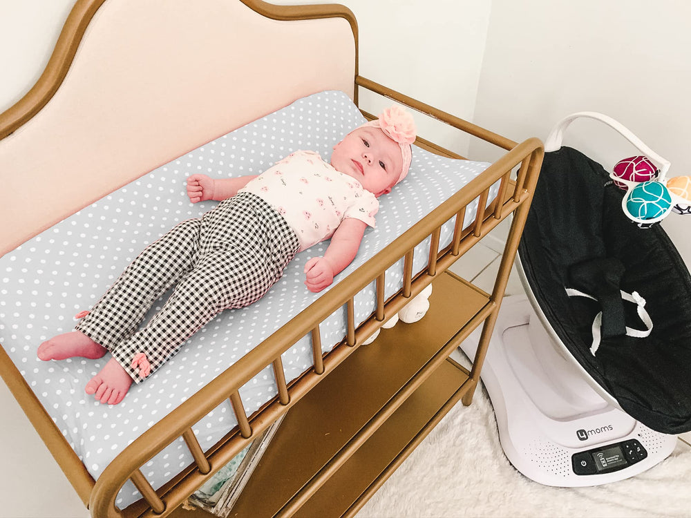 BaeBae Goods unisex grey-white design suitable for any nursery