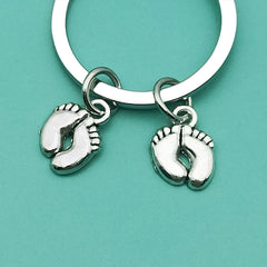Baipilu Twin Mom Keychain baby footprints motif captures twins heritage.