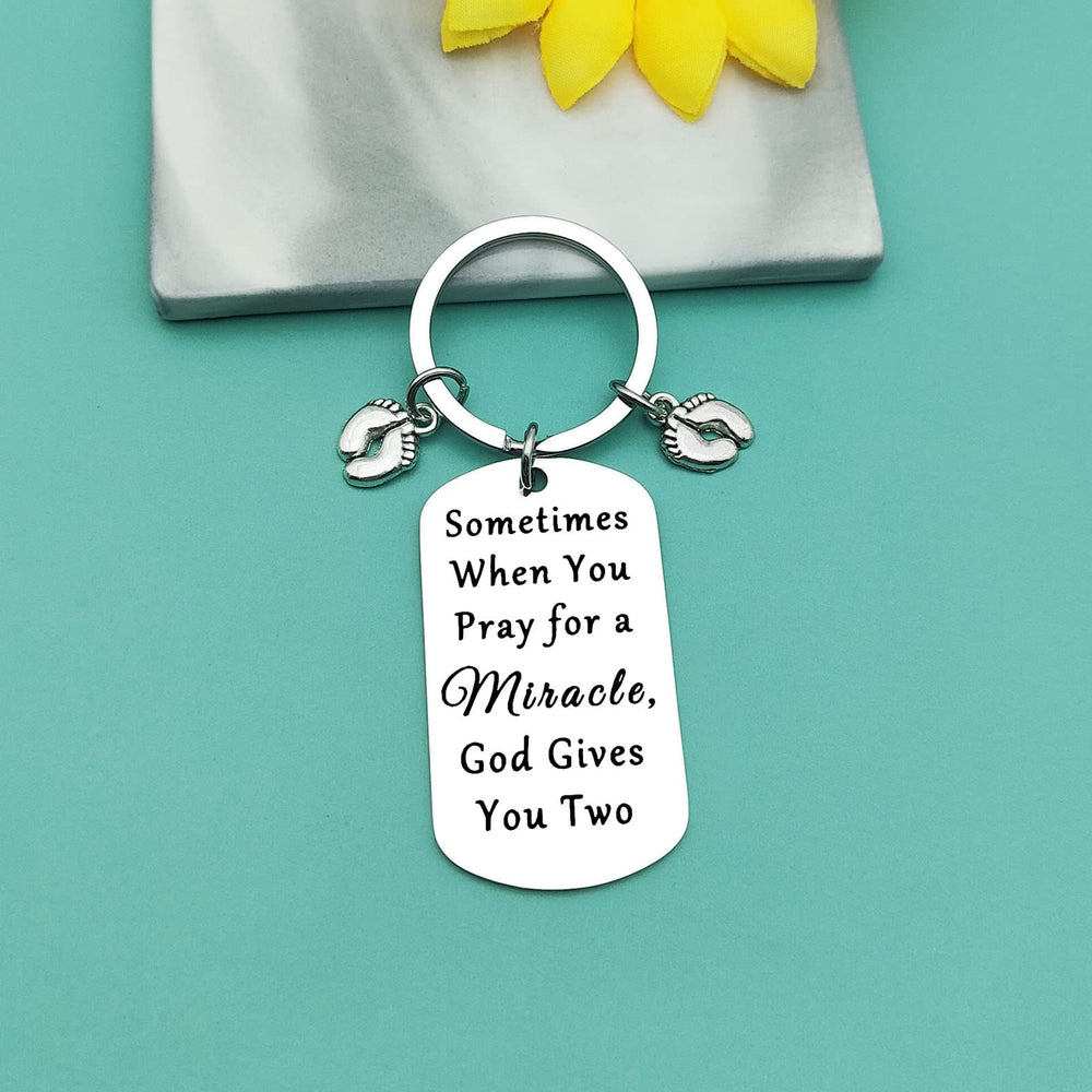 Baipilu Twin Mom Keychain stainless steel durable and scratch-resistant.