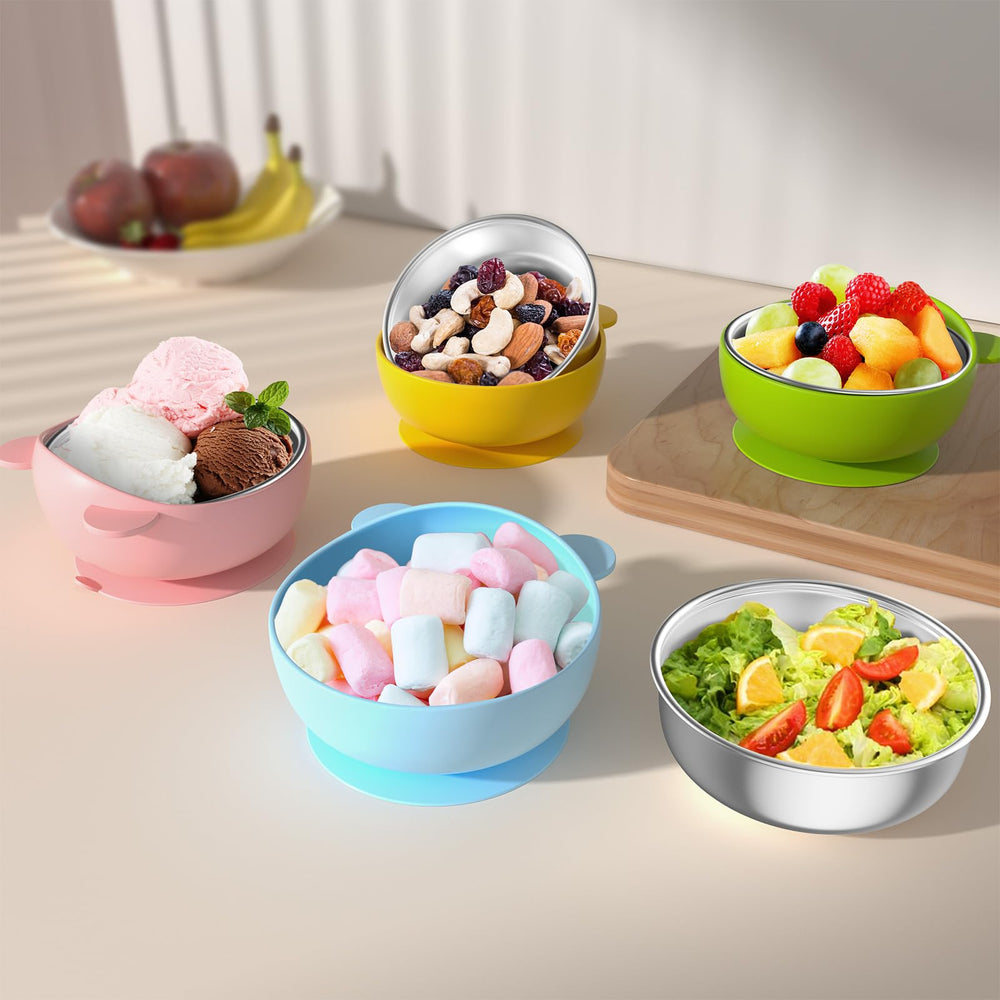 Bakpoco design supports self-feeding and independent mealtime for toddlers.