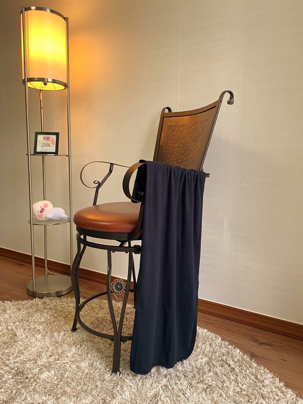 Bambini baby black blanket care-ready fabric suited for machine wash.