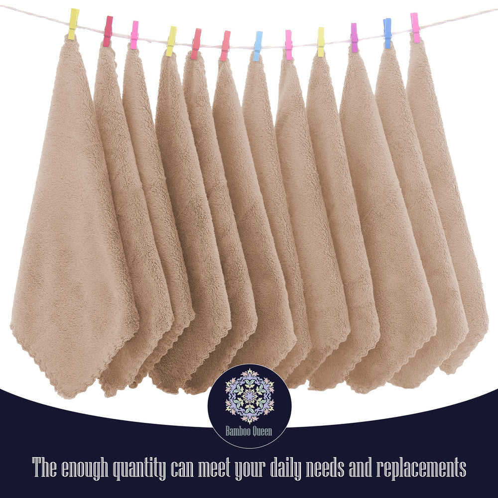 BAMBOO QUEEN coral fleece texture in action, non-pilling and durable for frequent washes