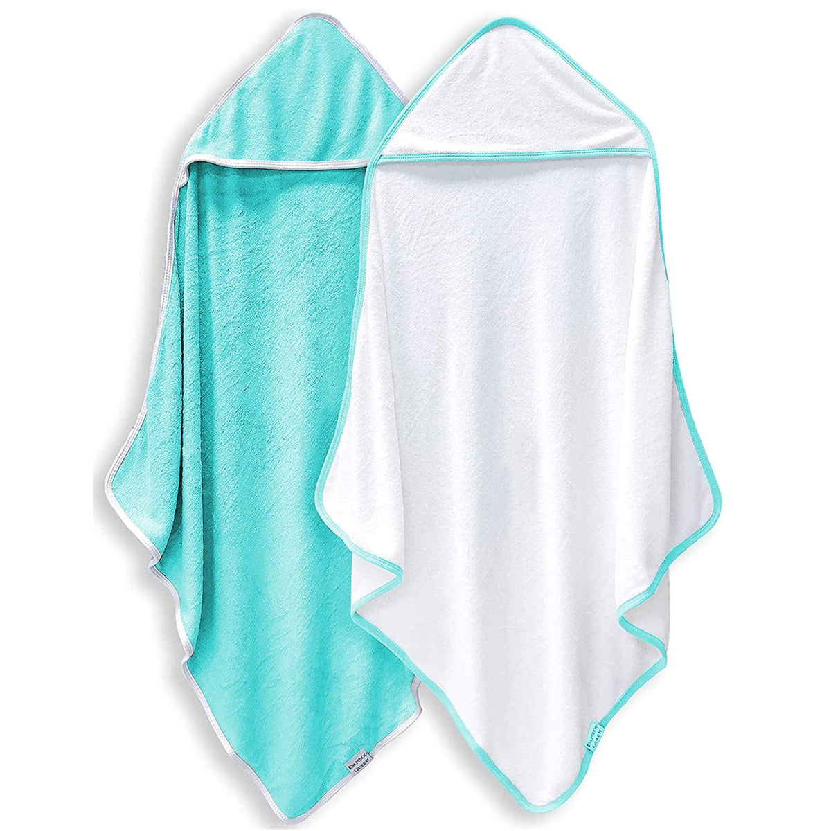 BAMBOO QUEEN two-pack towels in white and malachite, plush and absorbent.