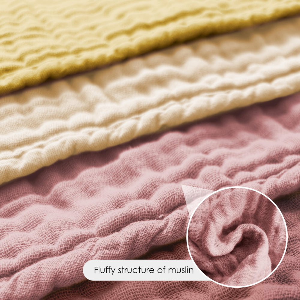 BAMBOO QUEEN baby washcloth absorbent fabric for bath time tasks.