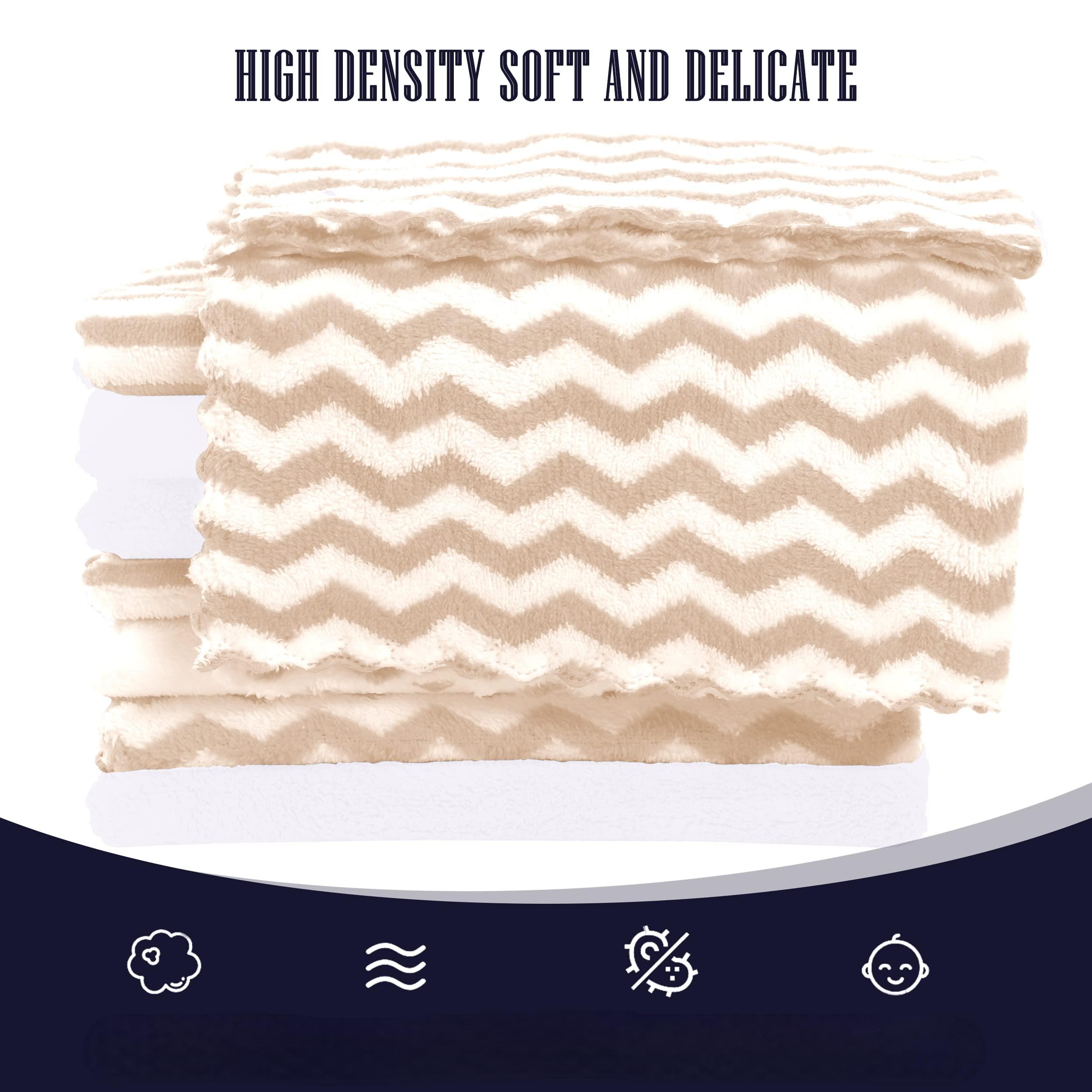 BAMBOO QUEEN burp cloths coral fleece close-up, highlighting ultra-soft, absorbent texture.
