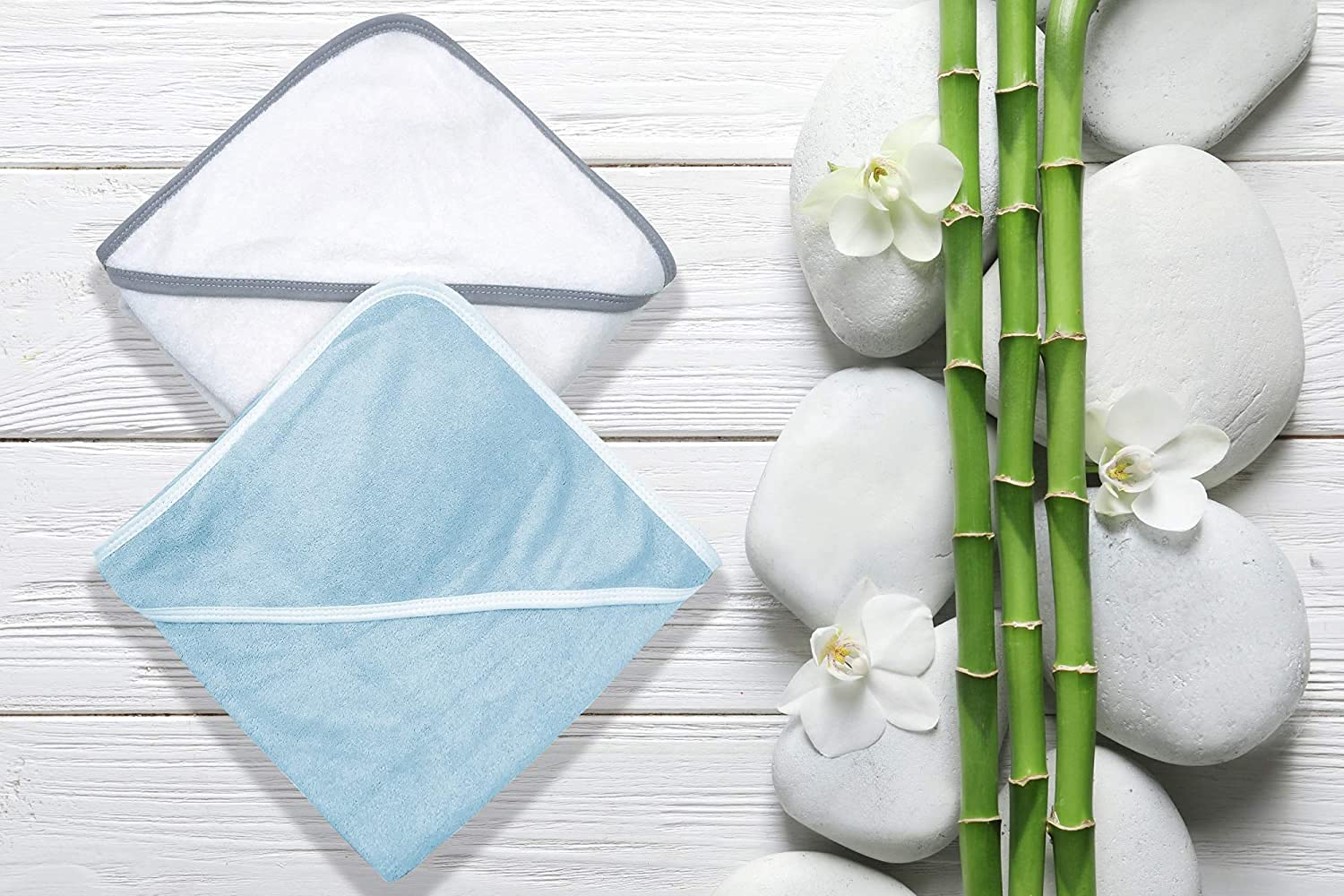 Bamboo Queen fabric close-up shows plush 500 GSM softness for cozy post-bath snuggles.