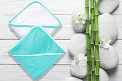 BAMBOO QUEEN hooded towel close-up reveals ultra-soft bamboo rayon fabric.